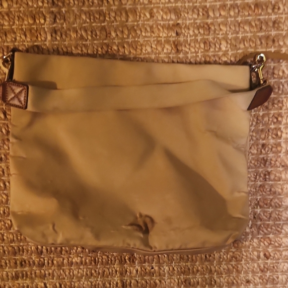 Dooney & Bourke Tan and Brown Hobo Bag with Classic Design - Picture 7 of 11